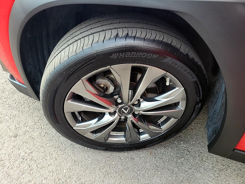 렉서스 UX UX 250h 2.0 F 스포츠 2WD 이미지 20