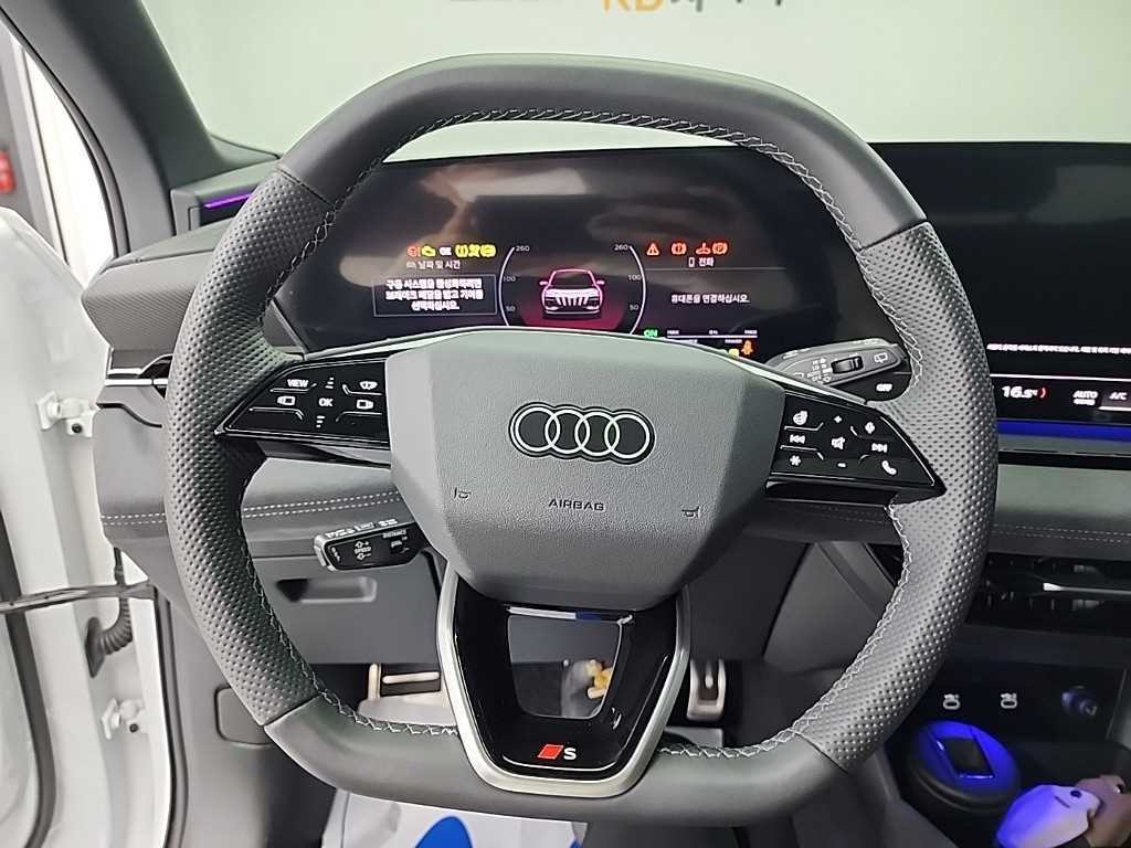 아우디 SQ6 SQ6 e-트론 콰트로 이미지 10