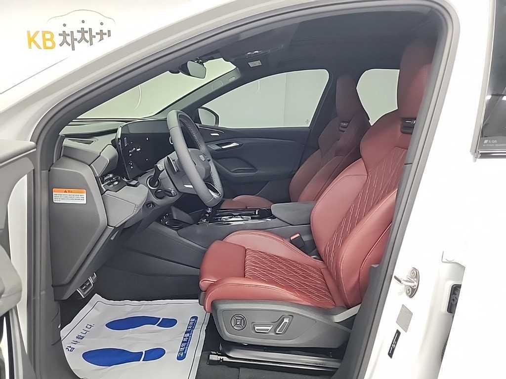 아우디 SQ6 SQ6 e-트론 콰트로 이미지 12