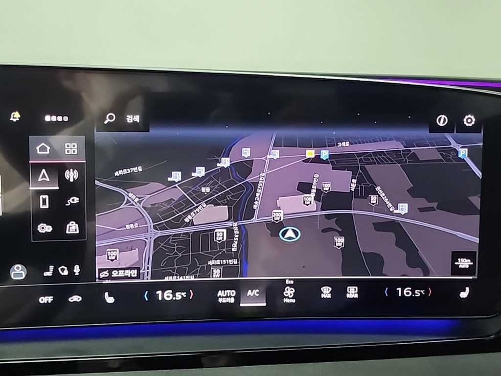 아우디 SQ6 SQ6 e-트론 콰트로 이미지 16