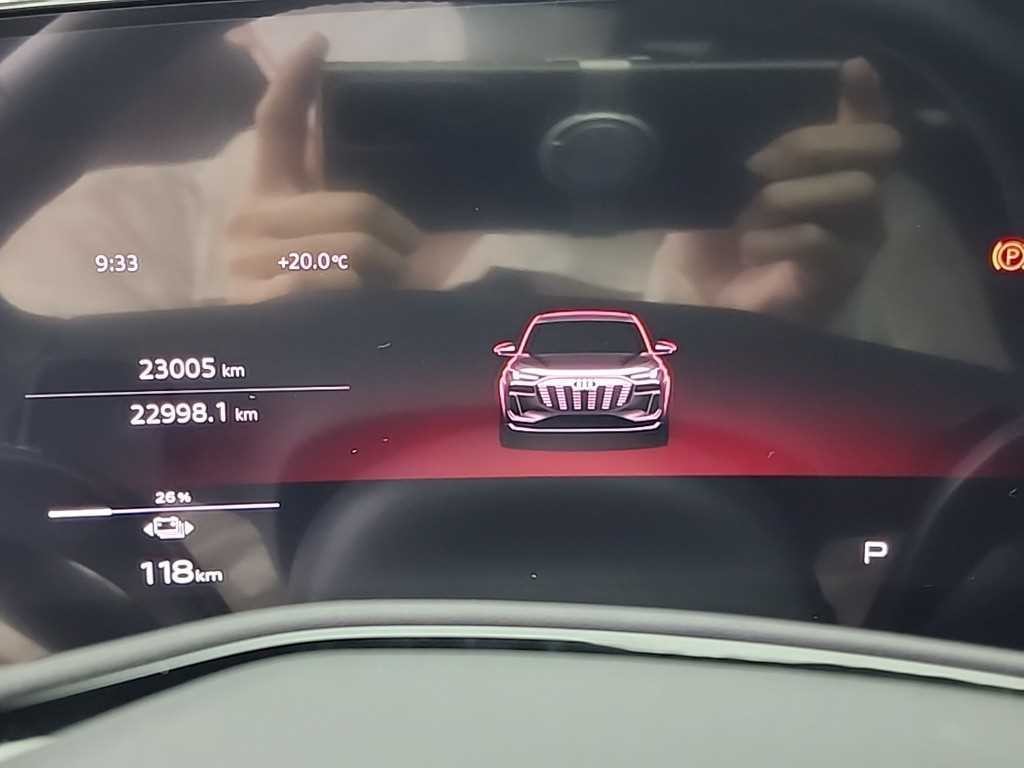 아우디 SQ6 SQ6 e-트론 콰트로 이미지 7