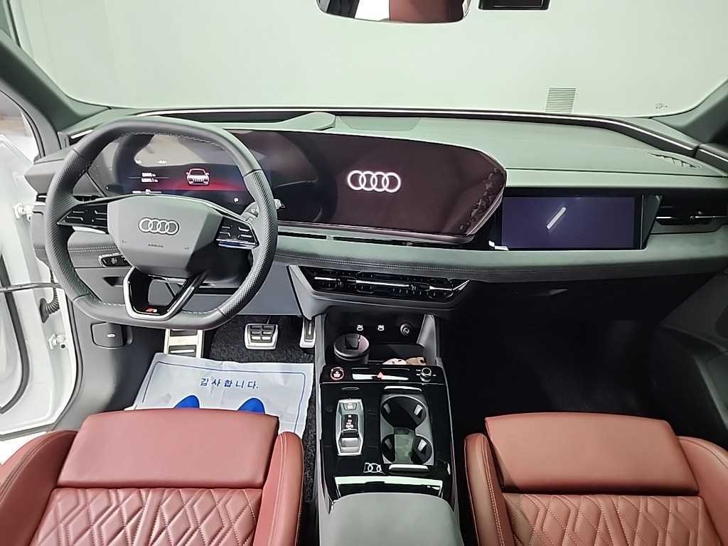아우디 SQ6 SQ6 e-트론 콰트로 이미지 8