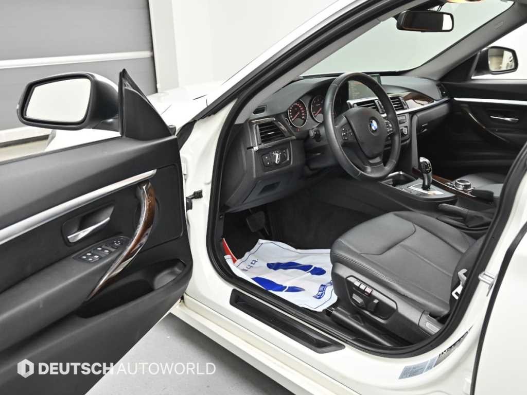 BMW 그란투리스모 3시리즈 GT (F34) GT 320D xDrive 이미지 11