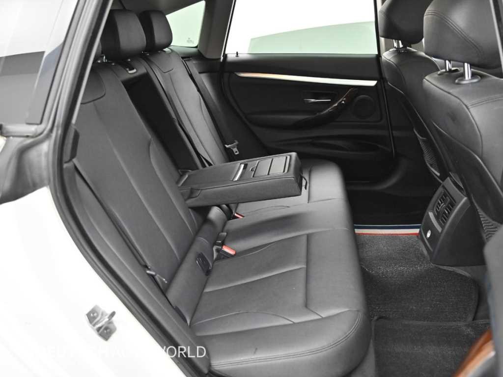 BMW 그란투리스모 3시리즈 GT (F34) GT 320D xDrive 이미지 12