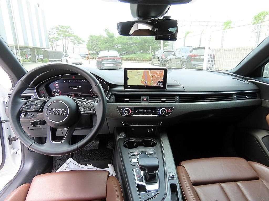 아우디 A4 A4 (B9) 40 TFSI 이미지 1