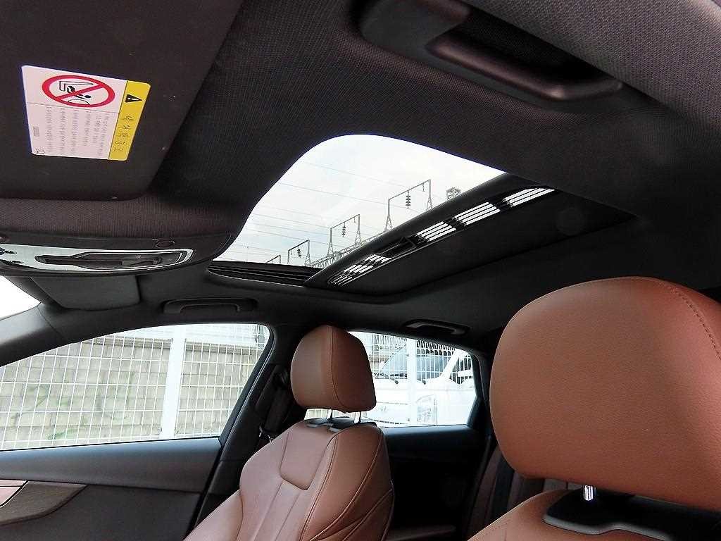 아우디 A4 A4 (B9) 40 TFSI 이미지 18