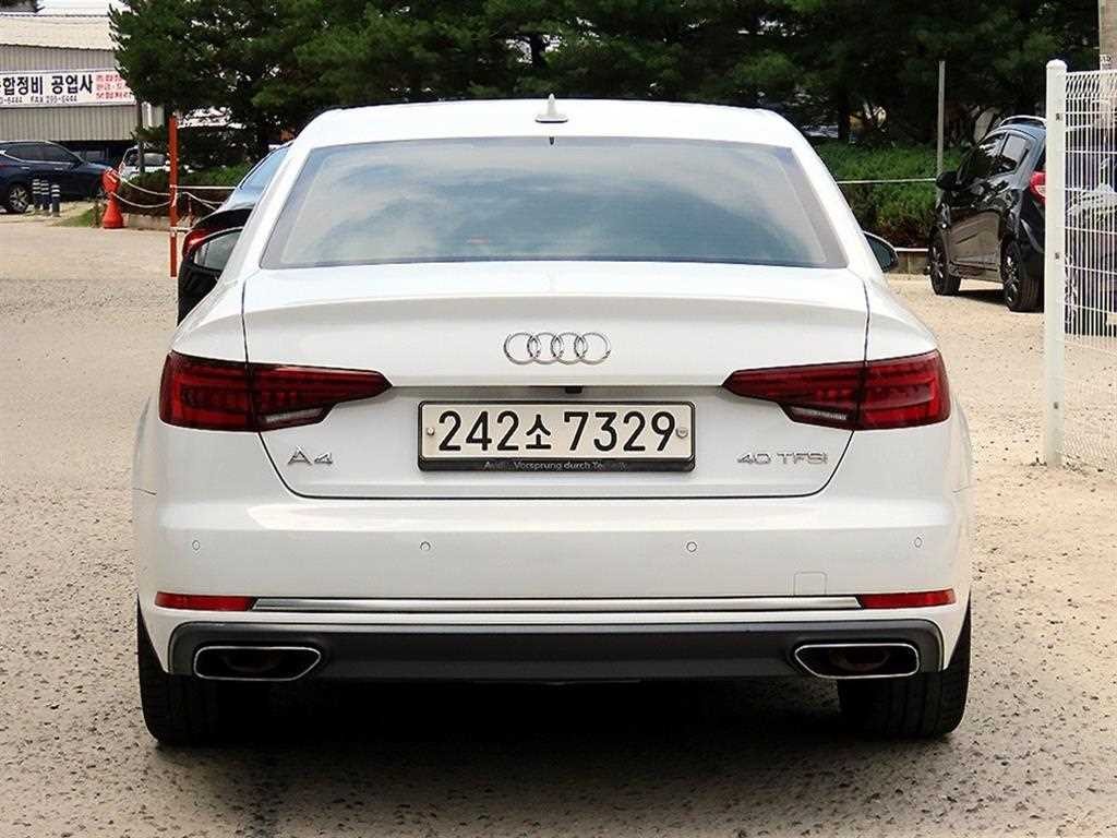 아우디 A4 A4 (B9) 40 TFSI 이미지 5