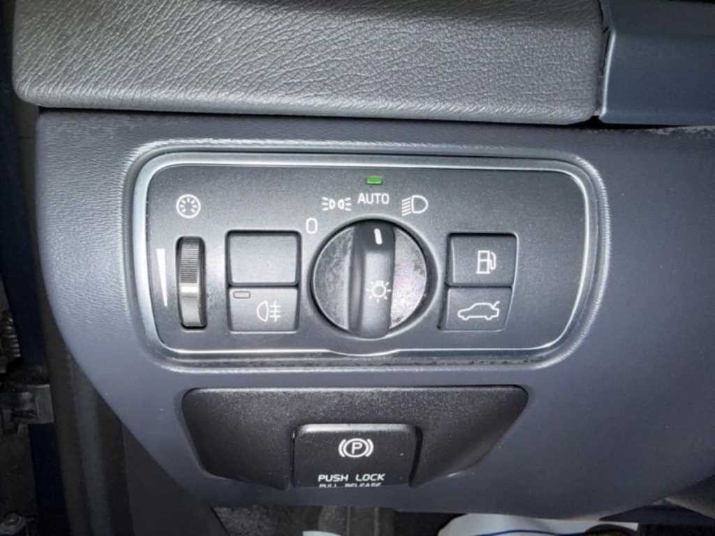 볼보 S60 뉴S60 D2 이미지 14