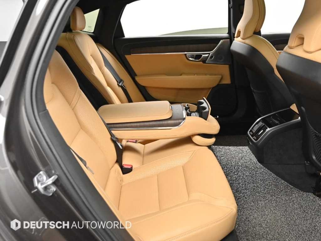 볼보 S90 B5 인스크립션 이미지 12