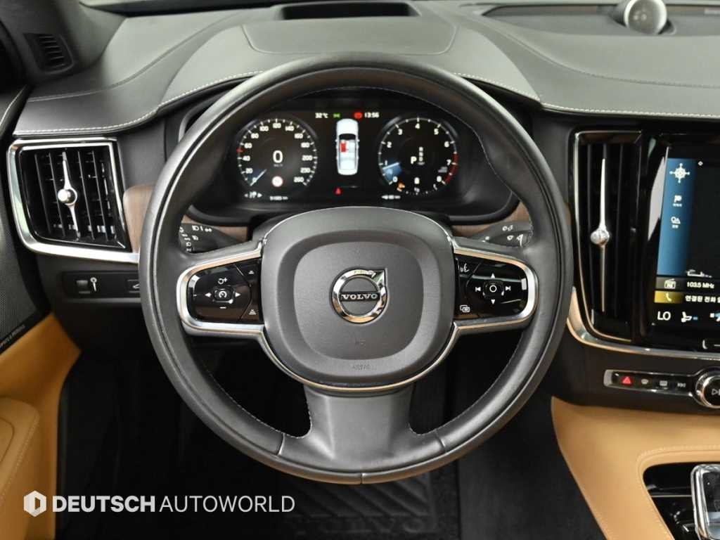 볼보 S90 B5 인스크립션 이미지 13