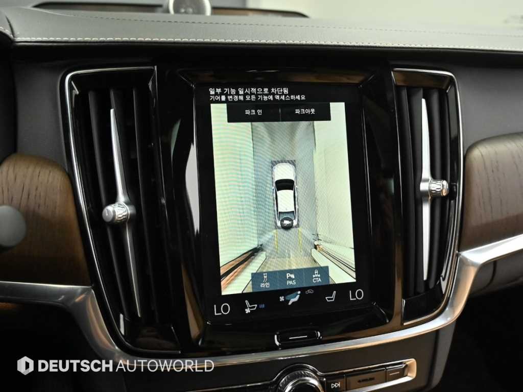 볼보 S90 B5 인스크립션 이미지 15