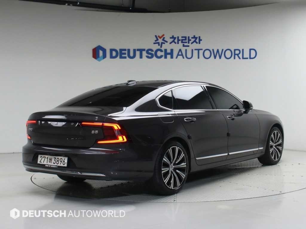 볼보 S90 B5 인스크립션 이미지 2