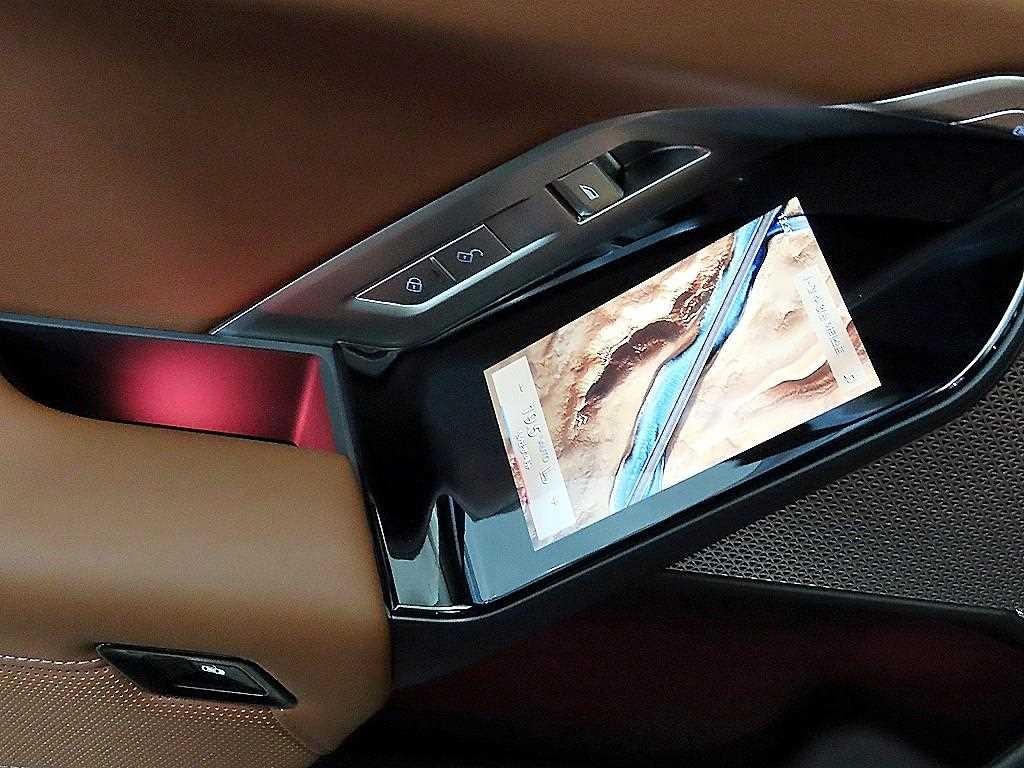 BMW 7시리즈 7시리즈 (G70) 740d xDrive M 스포츠 이미지 13