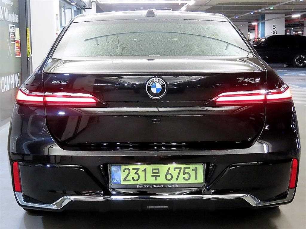 BMW 7시리즈 7시리즈 (G70) 740d xDrive M 스포츠 이미지 5