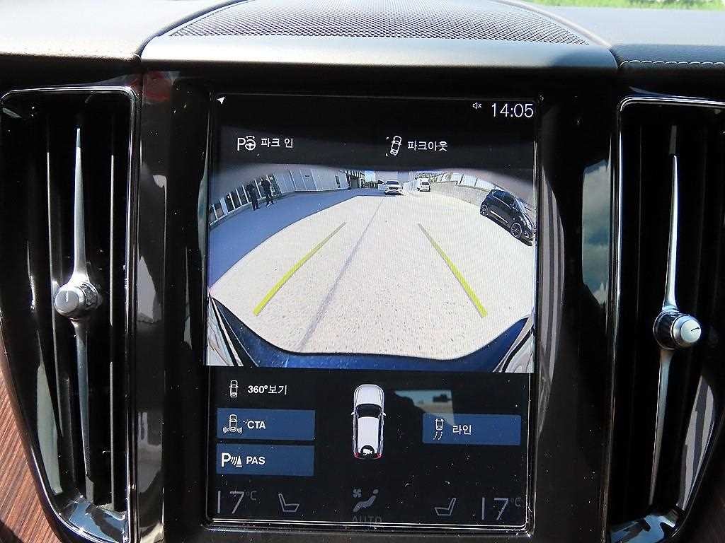 볼보 XC60 XC60(2세대) B5 AWD 인스크립션 이미지 14