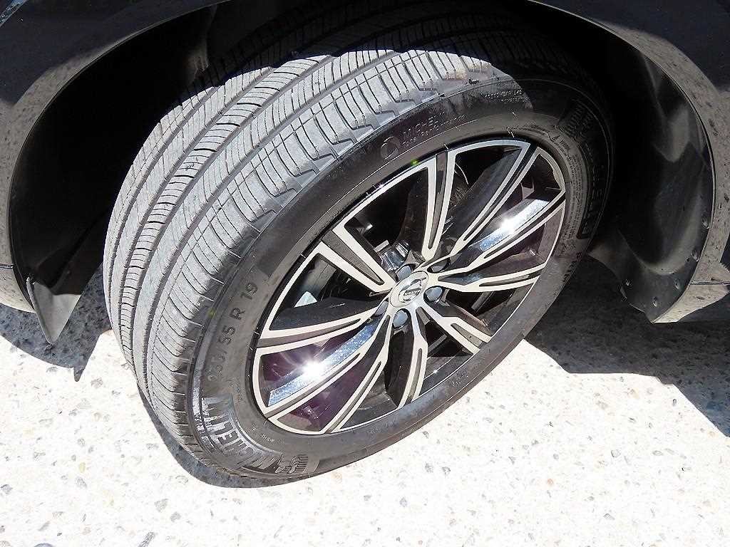 볼보 XC60 XC60(2세대) B5 AWD 인스크립션 이미지 20