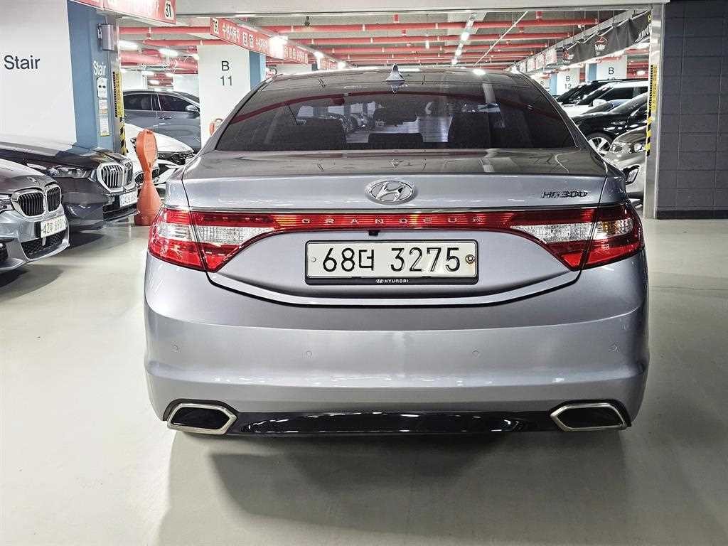 현대 그랜저 그랜저 HG HG300 PREMIUM 기본형 이미지 4