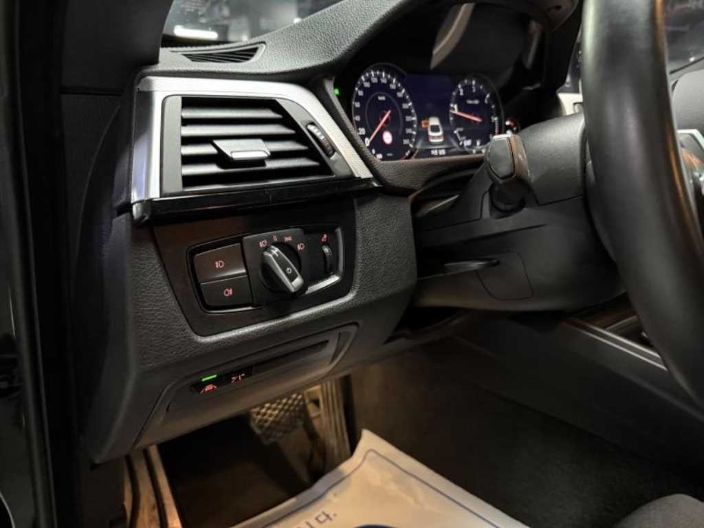 BMW 그란투리스모 3시리즈 GT (F34) GT 320D M 스포트 프리미엄 이미지 12