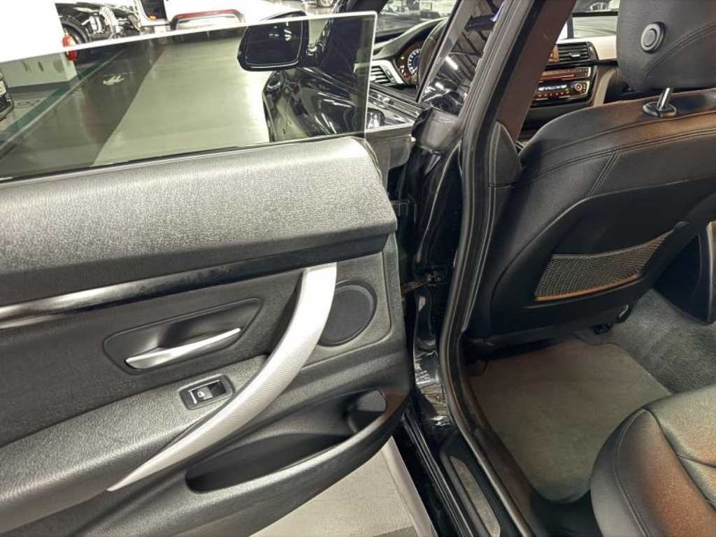 BMW 그란투리스모 3시리즈 GT (F34) GT 320D M 스포트 프리미엄 이미지 17