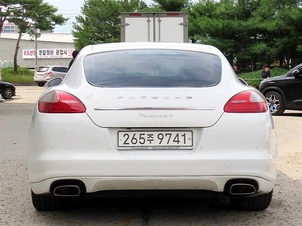 포르쉐 파나메라 3.6 AWD 이미지 4