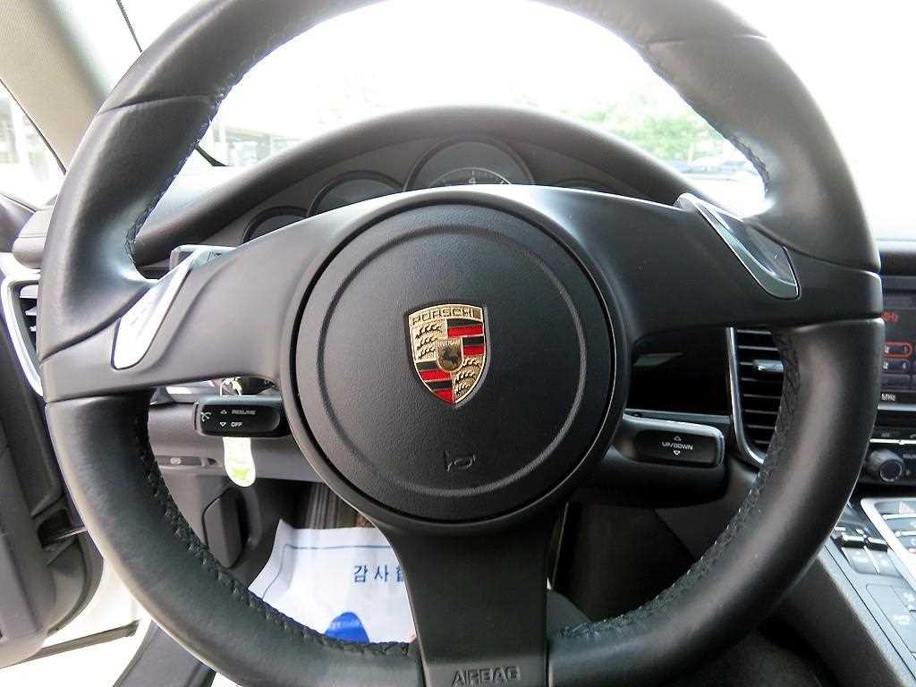 포르쉐 파나메라 3.6 AWD 이미지 8
