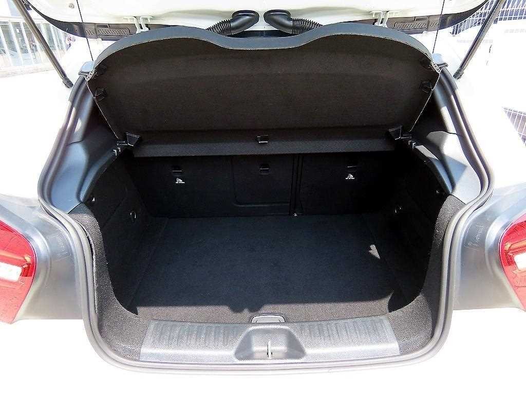 벤츠 A 클래스 A클래스 W176 A45 AMG 4MATIC 이미지 17