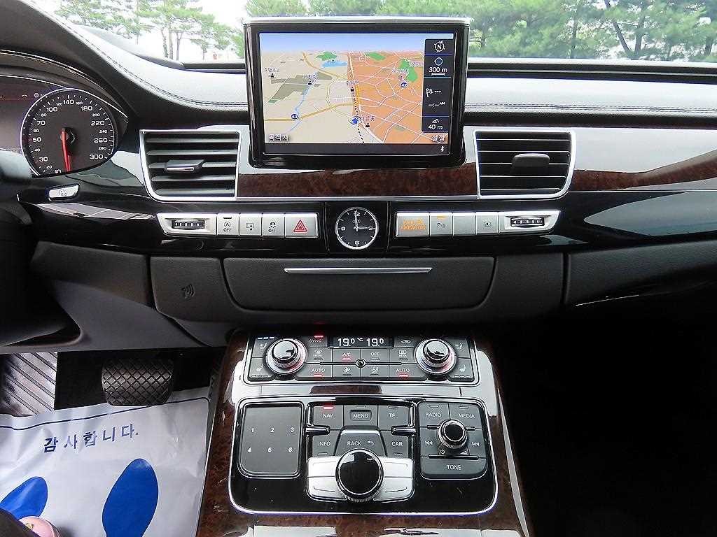 아우디 A8 뉴A8 50 TDI 콰트로 LWB 이미지 12