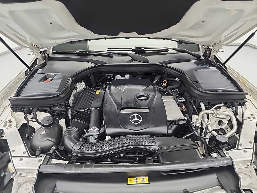 벤츠 GLC 클래스 GLC클래스 X253 GLC 300 4MATIC 쿠페 이미지 6