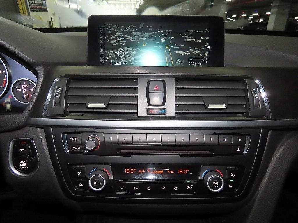 BMW 그란투리스모 3시리즈 GT (F34) GT 320D 이미지 11