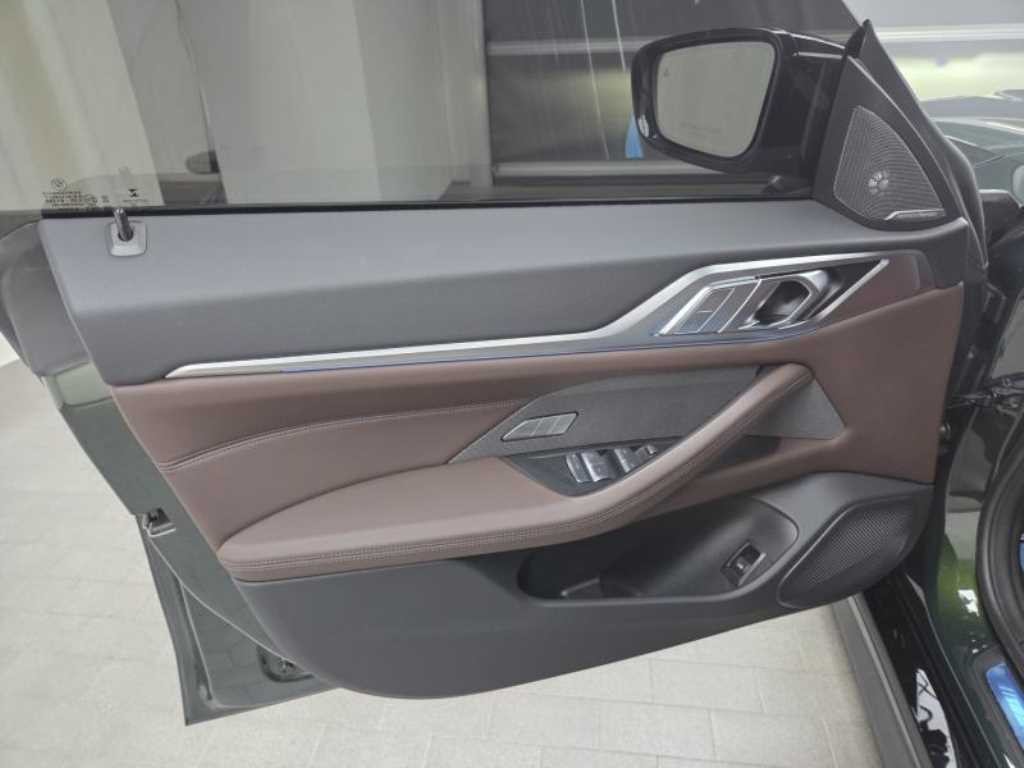 BMW i4 eDrive 40 M 스포츠 프로 이미지 8