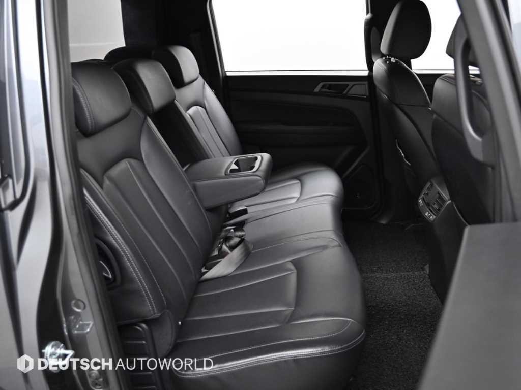 KG모빌리티(쌍용) 렉스턴 더 뉴 렉스턴 스포츠 디젤 2.2 4WD 프레스티지 이미지 12