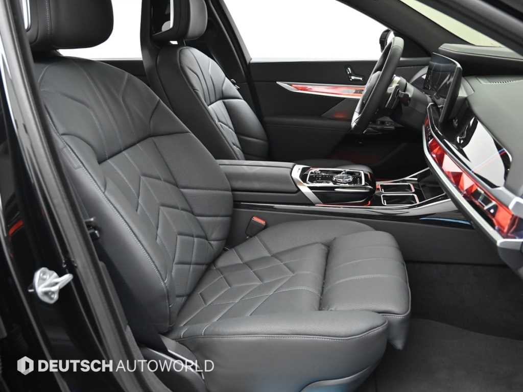BMW 7시리즈 7시리즈 (G70) 740i xDrive M 스포츠 이미지 10