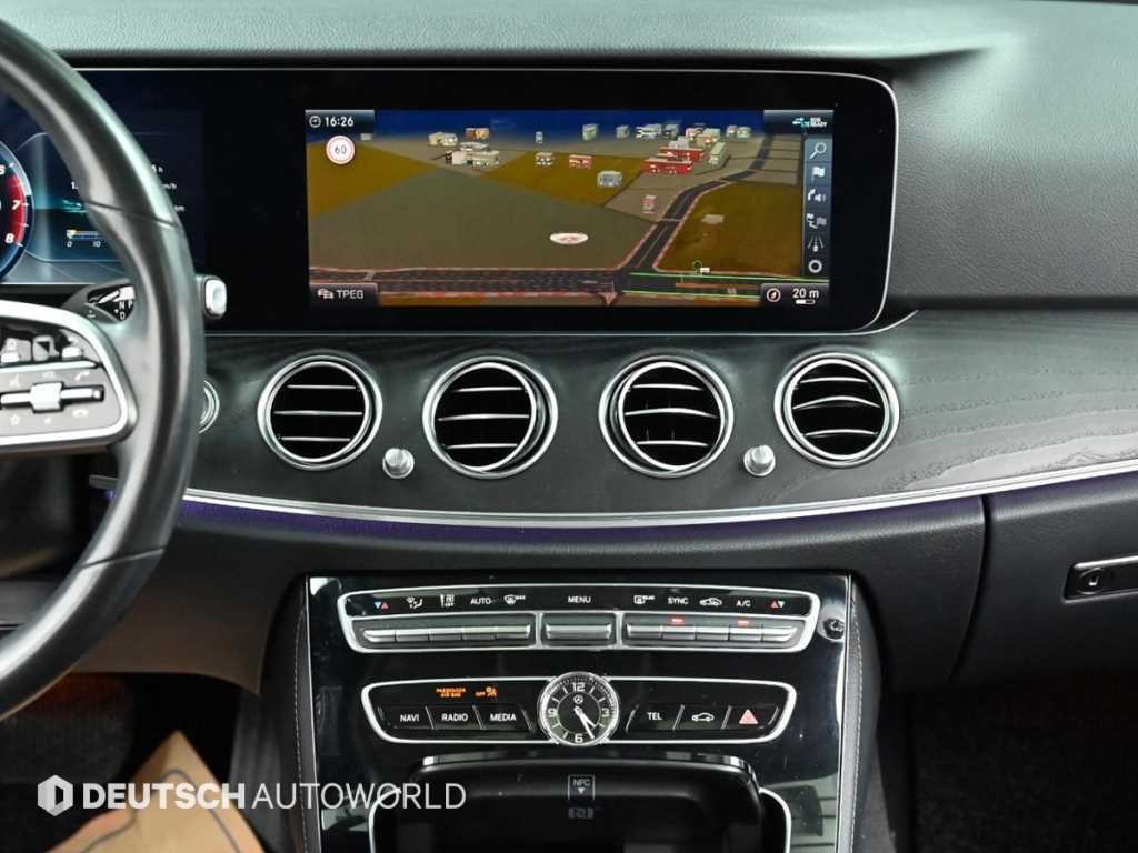 벤츠 E 클래스 E-클래스 W213 E300 아방가르드 이미지 14