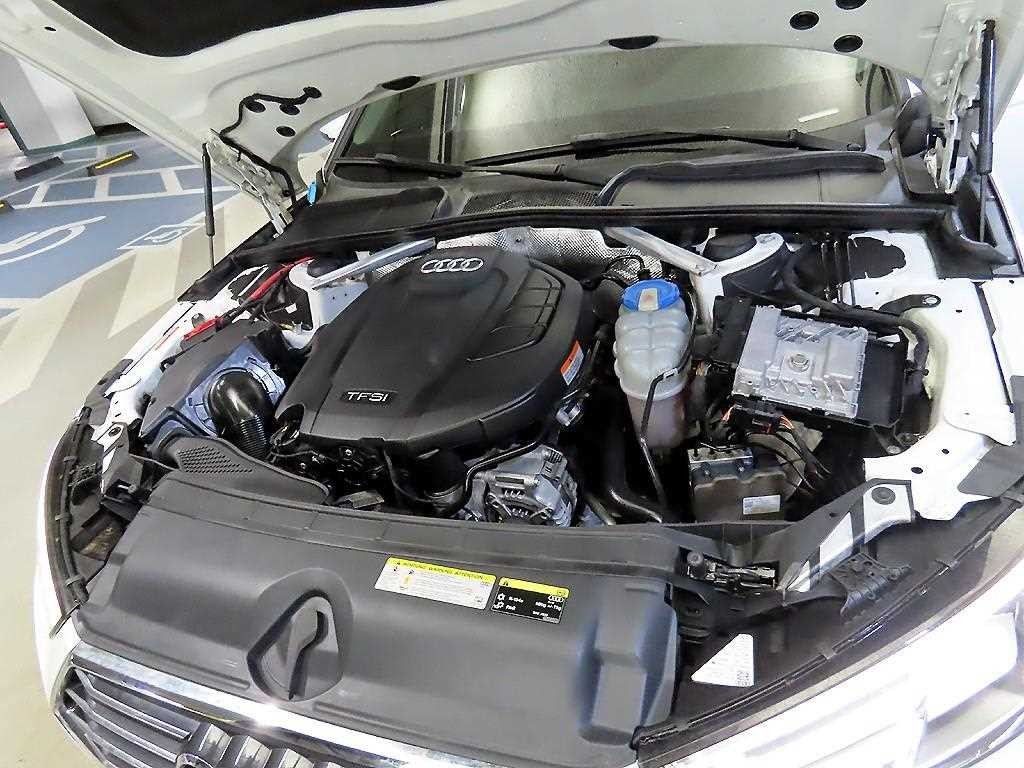아우디 A4 A4 (B9) 45 TFSI 이미지 17