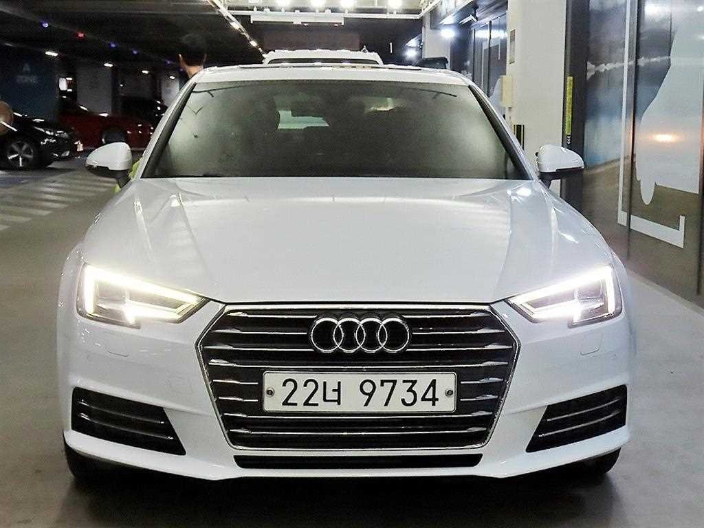 아우디 A4 A4 (B9) 45 TFSI 이미지 2