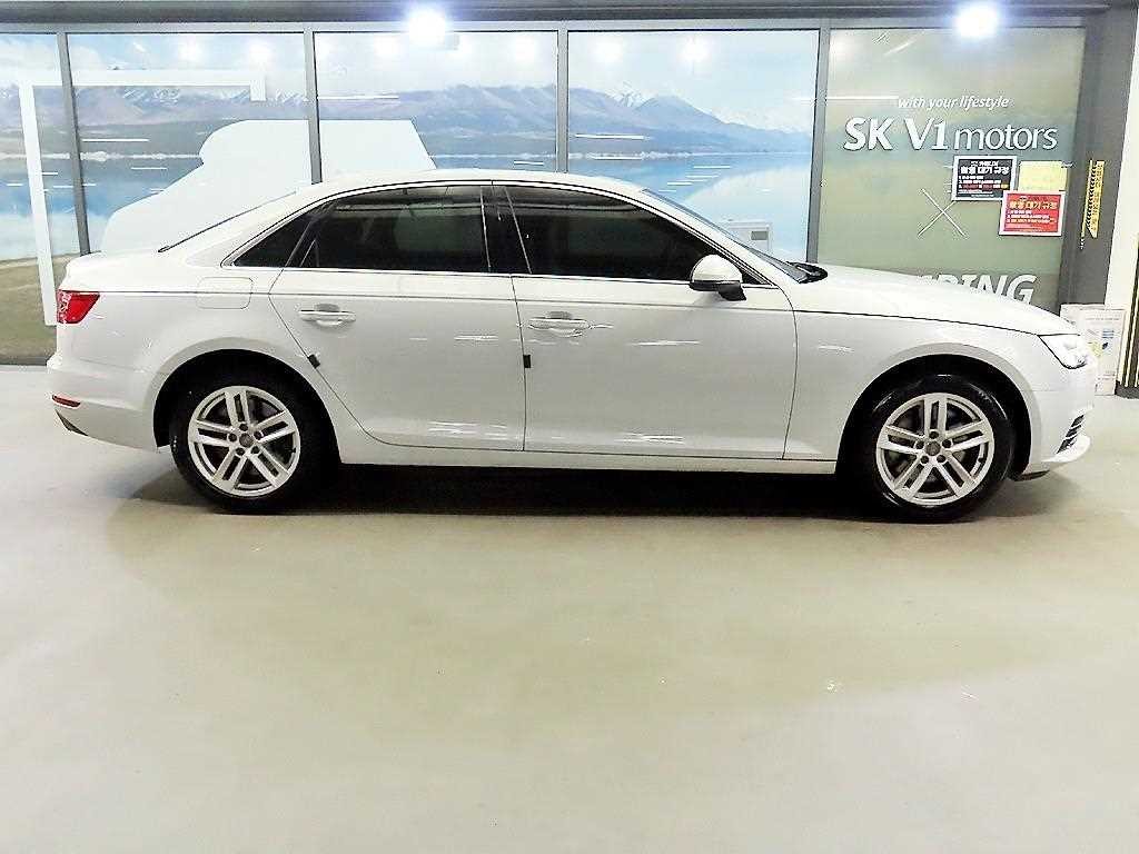 아우디 A4 A4 (B9) 45 TFSI 이미지 3