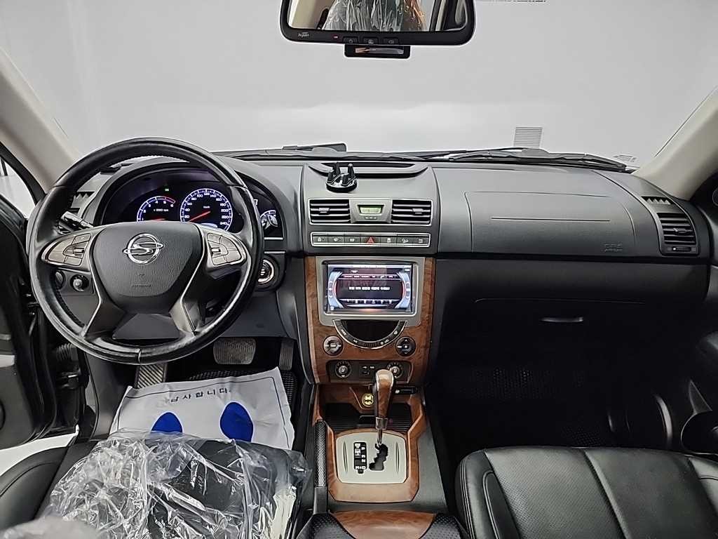 KG모빌리티(쌍용) 렉스턴 렉스턴W 2.2 4WD RX7 럭셔리 이미지 7