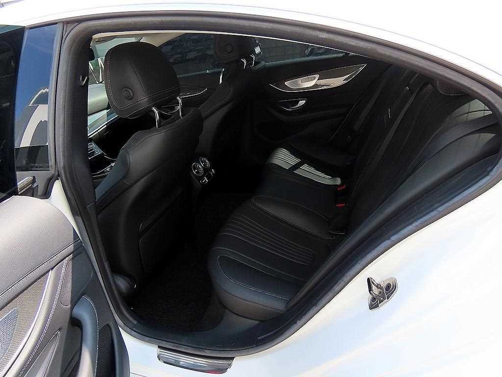벤츠 CLS 클래스 CLS클래스 C257 CLS 400d 4MATIC AMG Line 이미지 6