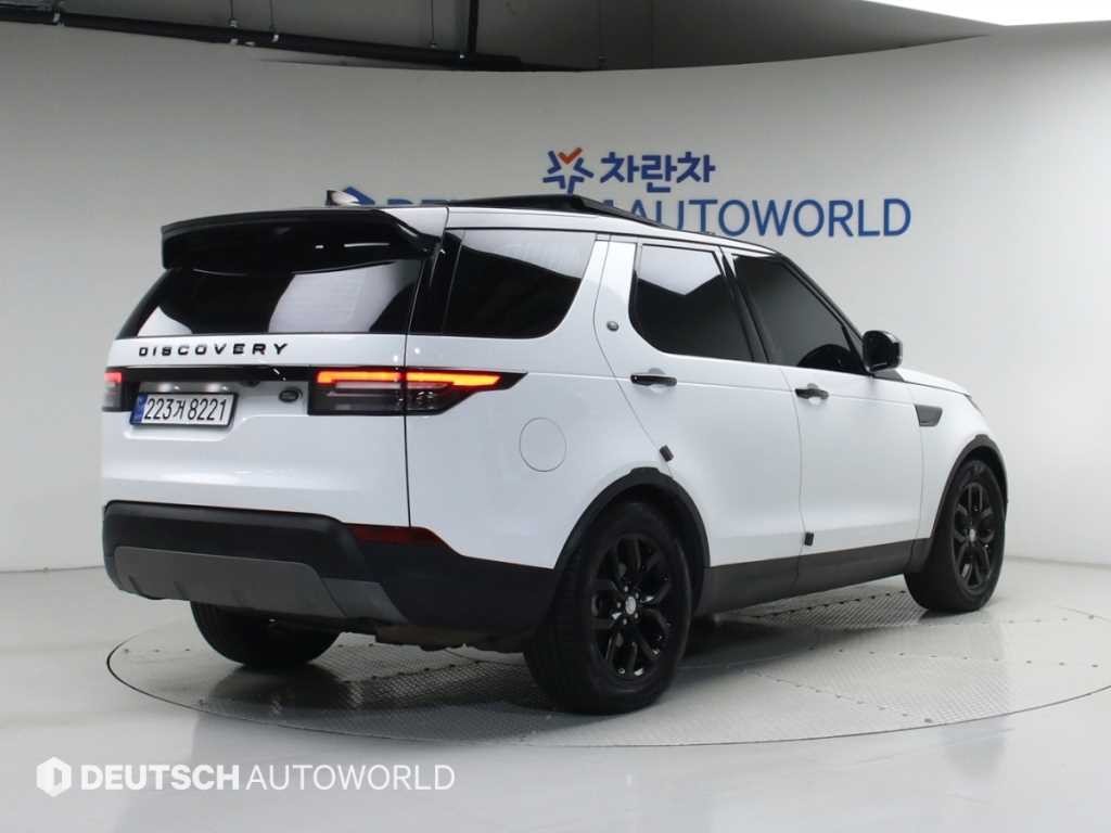 랜드로버 디스커버리 디스커버리5 2.0 SD4 SE 이미지 2