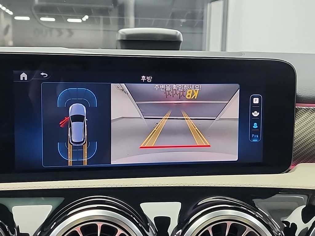 벤츠 A 클래스 A클래스 W177 A220 해치백 이미지 14