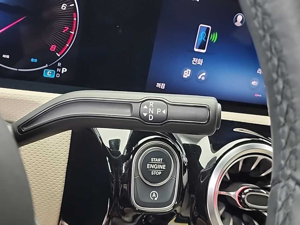벤츠 A 클래스 A클래스 W177 A220 해치백 이미지 8