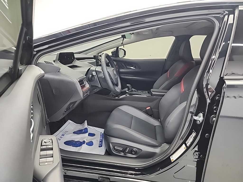 토요타 프리우스 프리우스 5세대 2.0 PHEV XSE 이미지 11