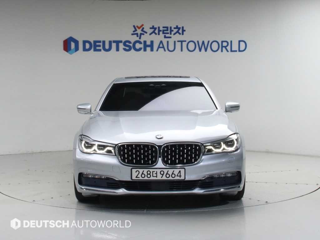 BMW 7시리즈 7시리즈 (G11) 730d xDrive 이미지 3
