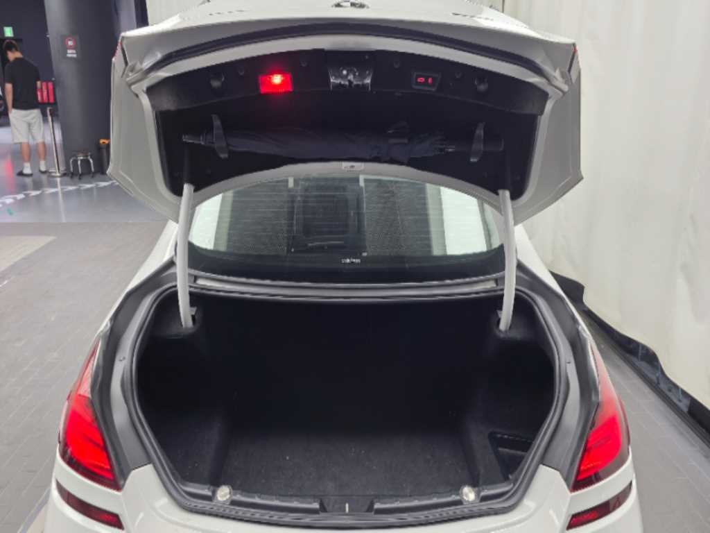 BMW 6시리즈 6시리즈 (F12) 640 그란쿠페 d xDrive M 스포츠 그란쿠페 이미지 20