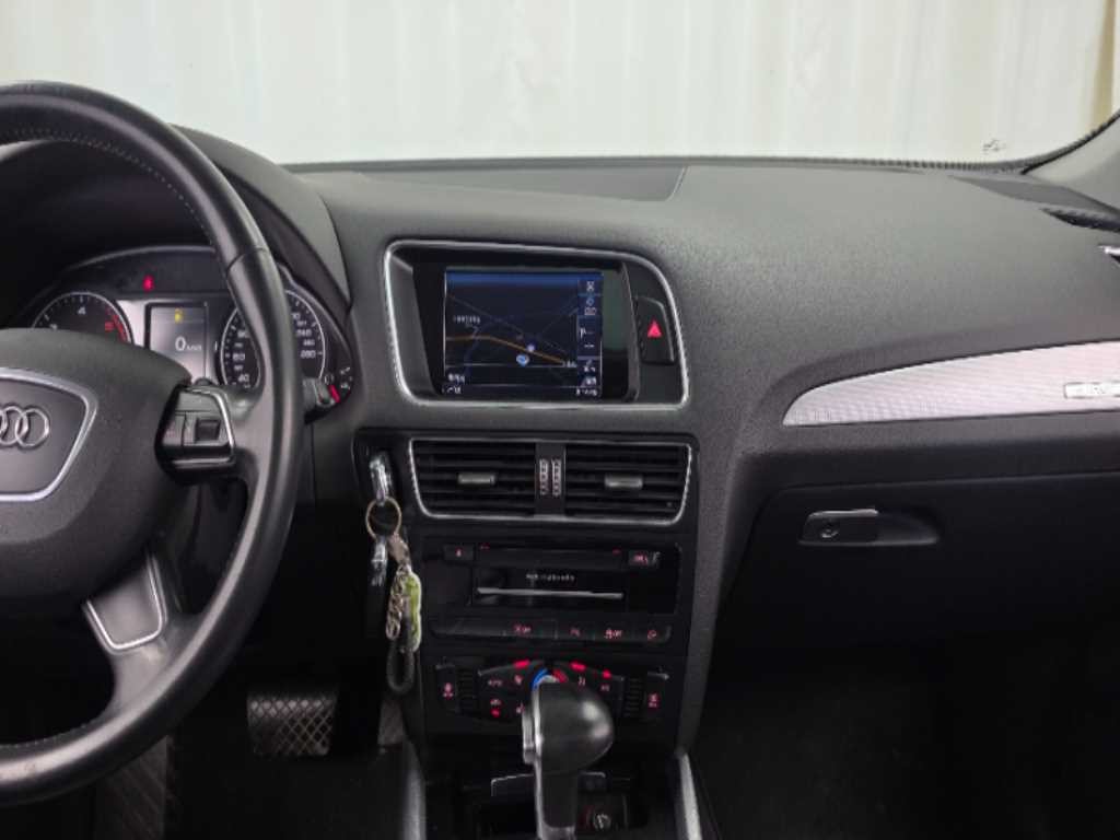 아우디 Q5 35 TDI 콰트로 이미지 14