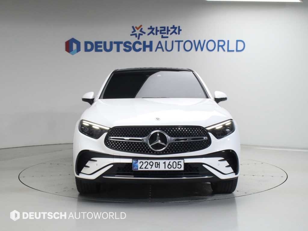 벤츠 GLC 클래스 GLC클래스 X254 GLC300 4MATIC 쿠페 AMG 라인 이미지 3
