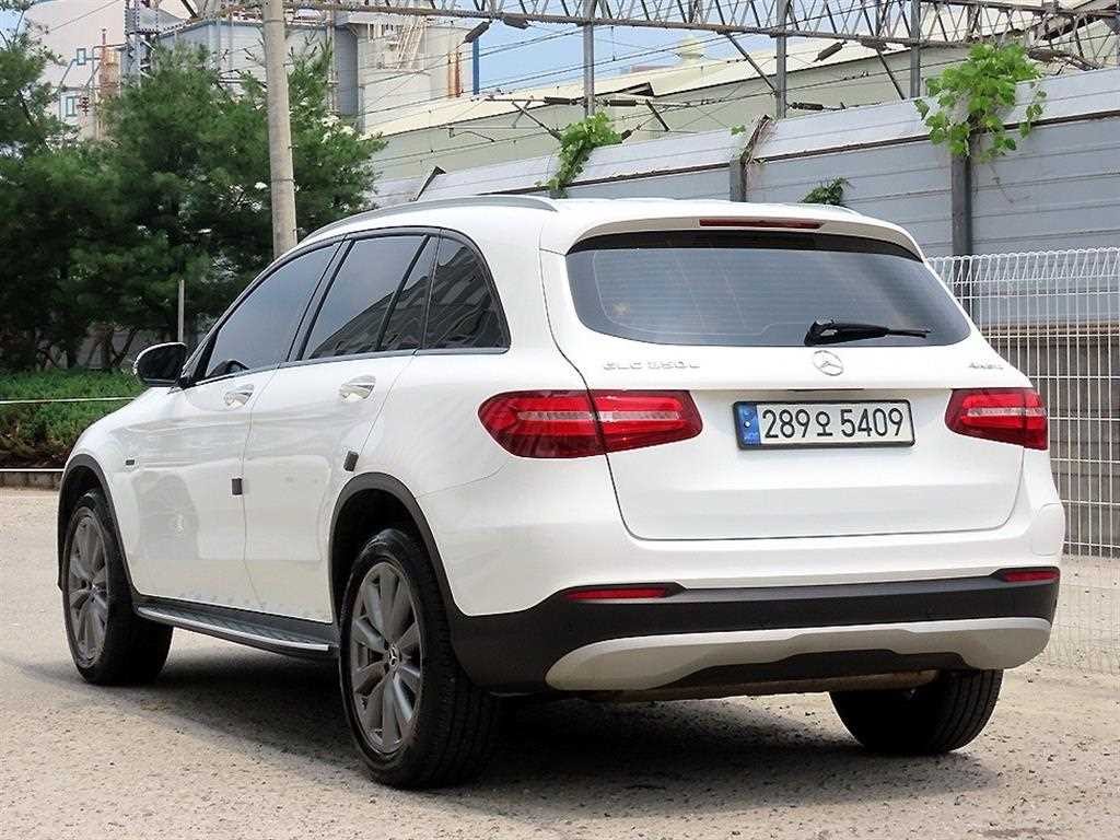 벤츠 GLC 클래스 GLC클래스 X253 GLC 350 e 4MATIC 프리미엄 이미지 3