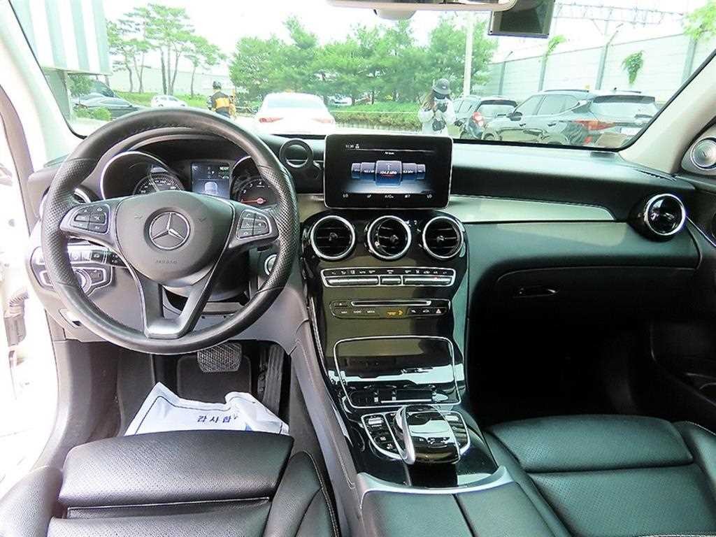 벤츠 GLC 클래스 GLC클래스 X253 GLC 350 e 4MATIC 프리미엄 이미지 7