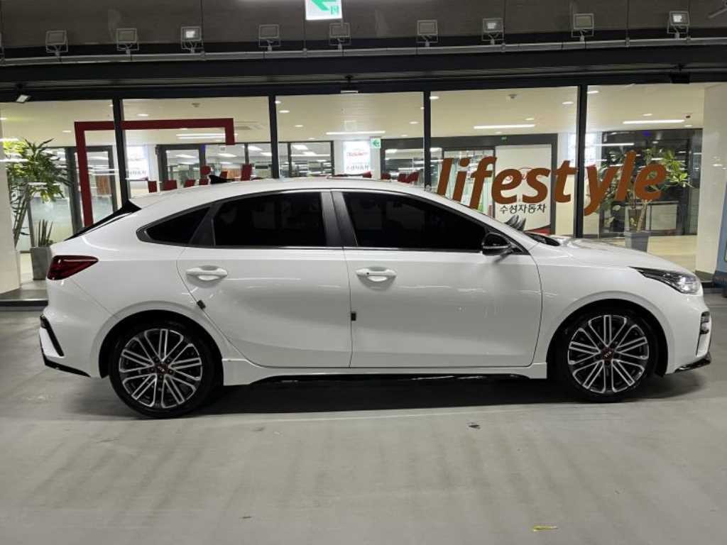 기아 K3 올뉴 K3 5도어 GT 플러스 이미지 3