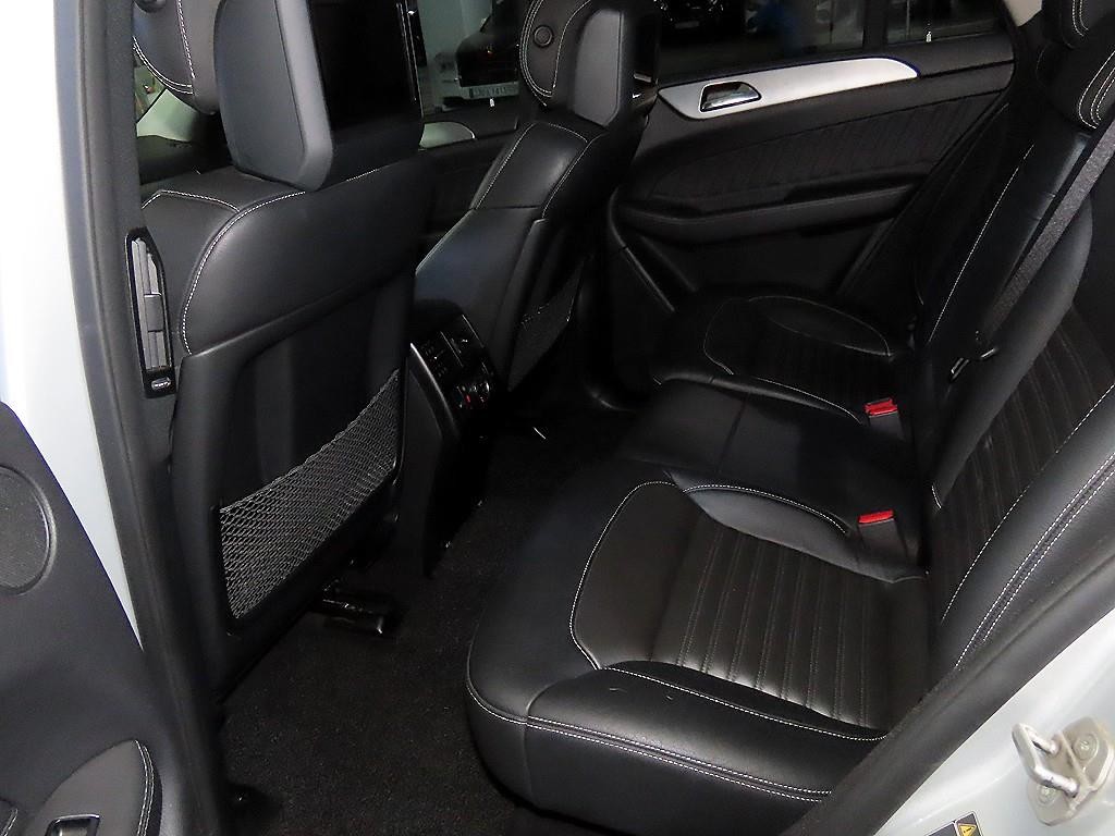 벤츠 GLE 클래스 GLE 클래스 W166 GLE 350 d 4MATIC 쿠페 이미지 7